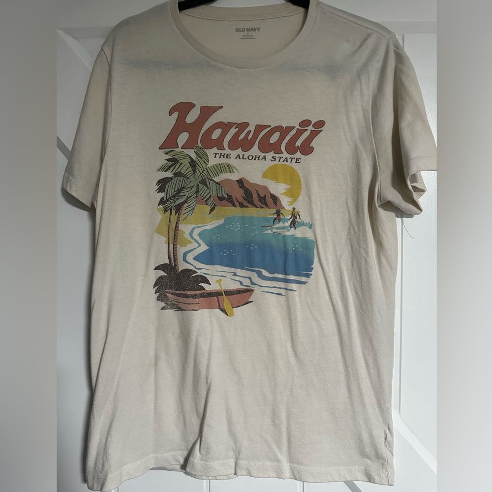 Old Navy Beige Hawaii Graphic Tee
